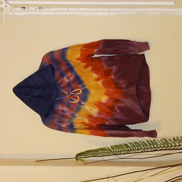 Wild fable boys unisex rainbow jacket size Medium